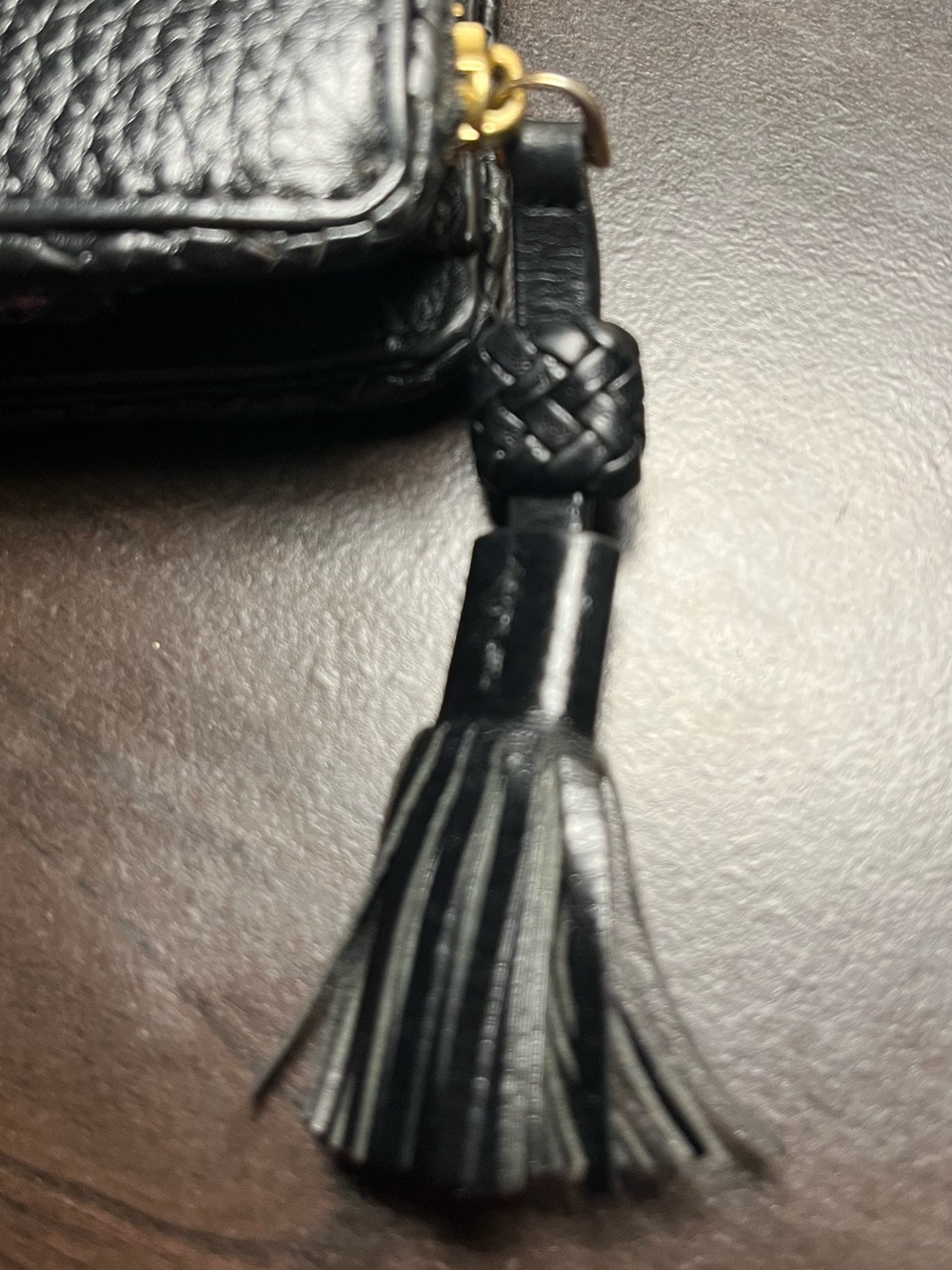 Tory Burch Taylor Mini Black Pebbled Leather Zip Wallet EUC - Picture 3 of 13